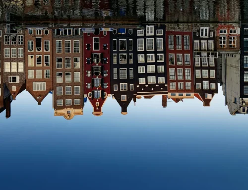 Um pouco maluco: The Upside Down Amsterdam